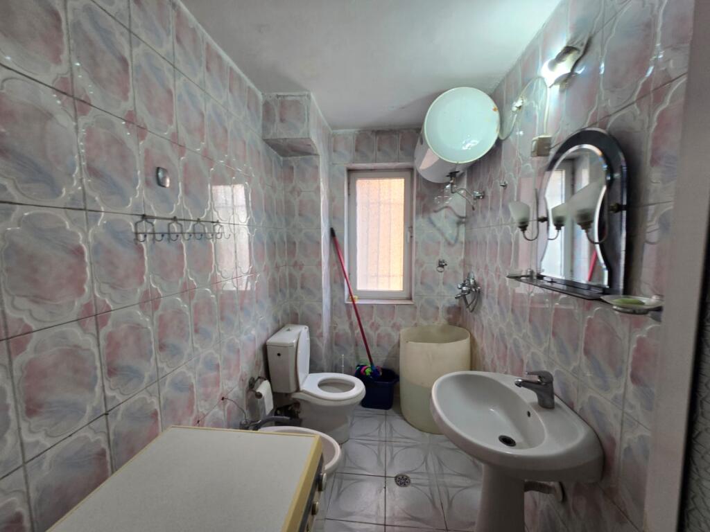 Apartament 1+1 per shitje ne Kinostudio
