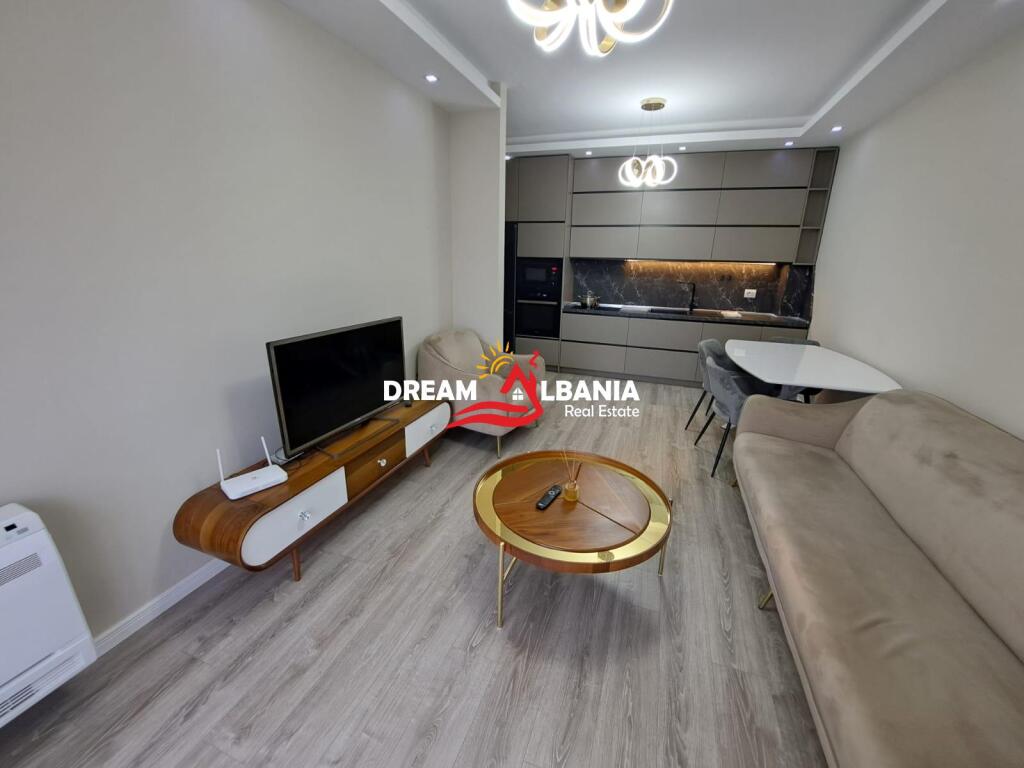 Apartament 2+1 me qera ne rrugen Jordan Misja ne rezidencen Quartrum ne Tirane (ID 42214676)