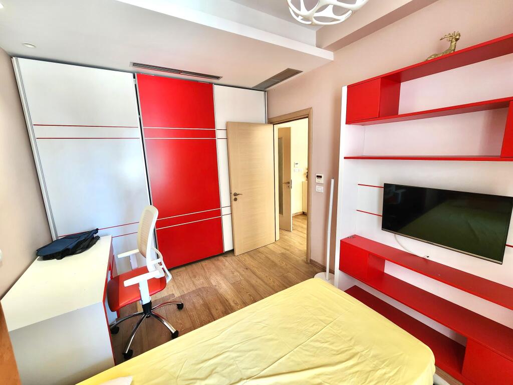 FOR RENT – ULTRA APARTMENT 3+1+2WC + WALK-IN CLOSET + 3 BALCONIES + PARKING SPACE