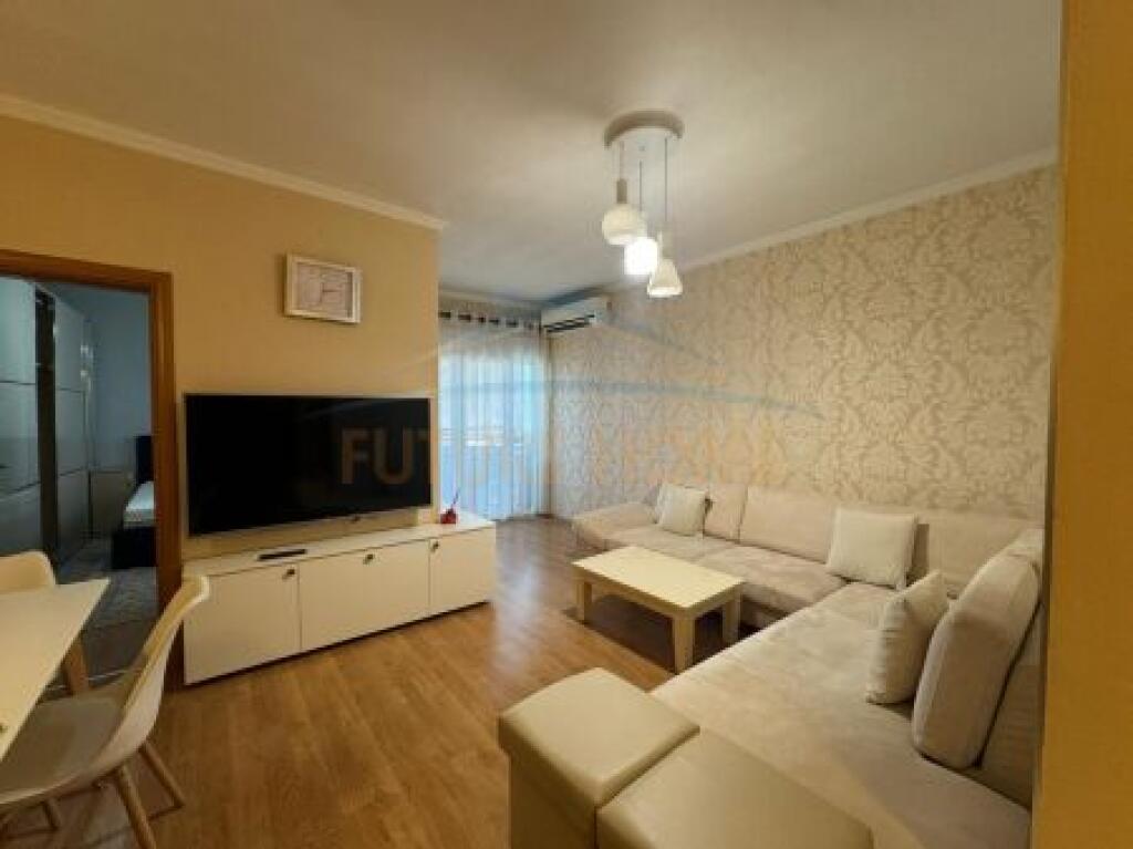 Rent, Apartment 1+1, 9-Floors, Center, Tirana.
