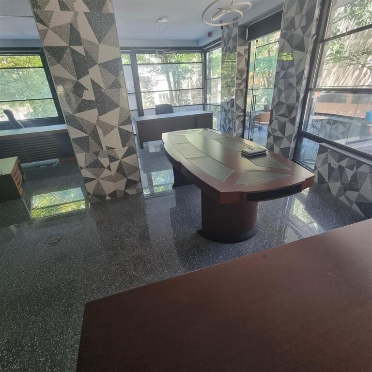 ZYRE ME QERA 90 M2 MINE PEZA 600 EURO
