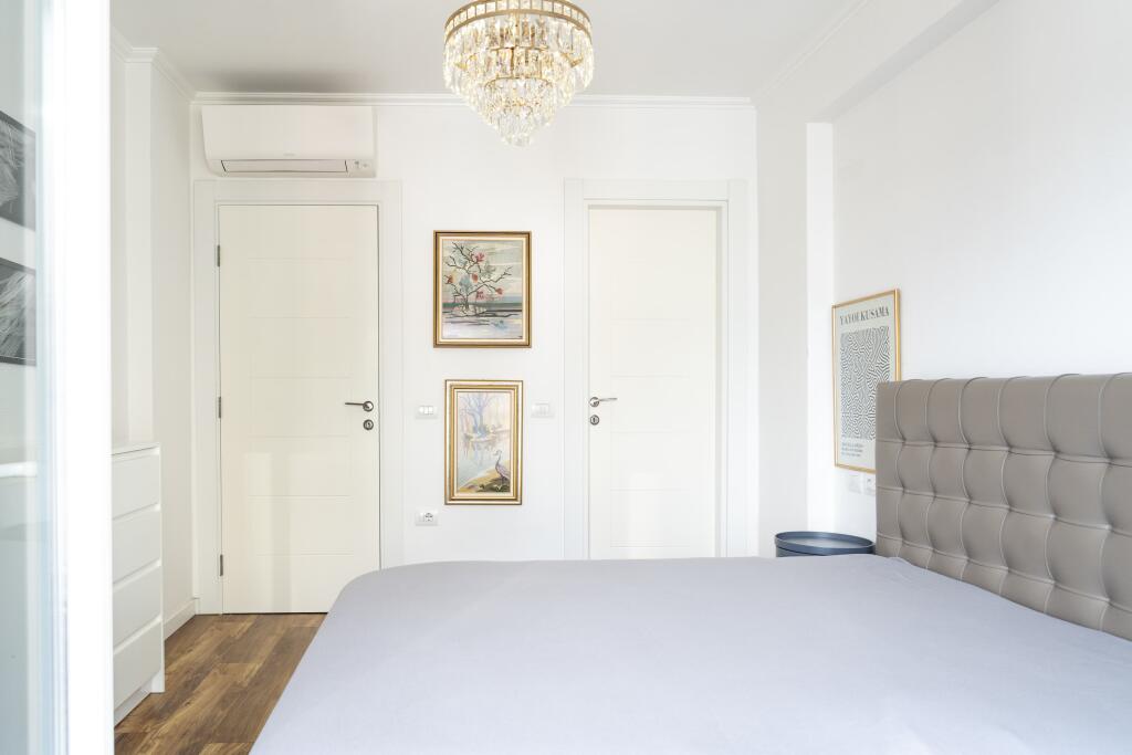 🏡 Modern Apartment for Sale – Near the Botanical Garden &amp; Artificial Lake, Tirana