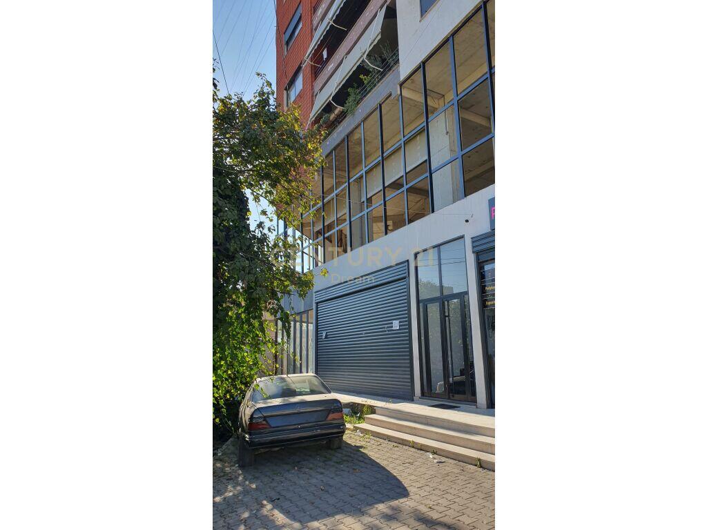 COMMERCIAL SPACE FOR RENT IN ASTIR