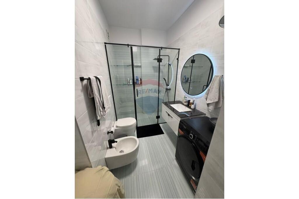 Jepet Apartament me Qera 1+1 Bulevardi Ri