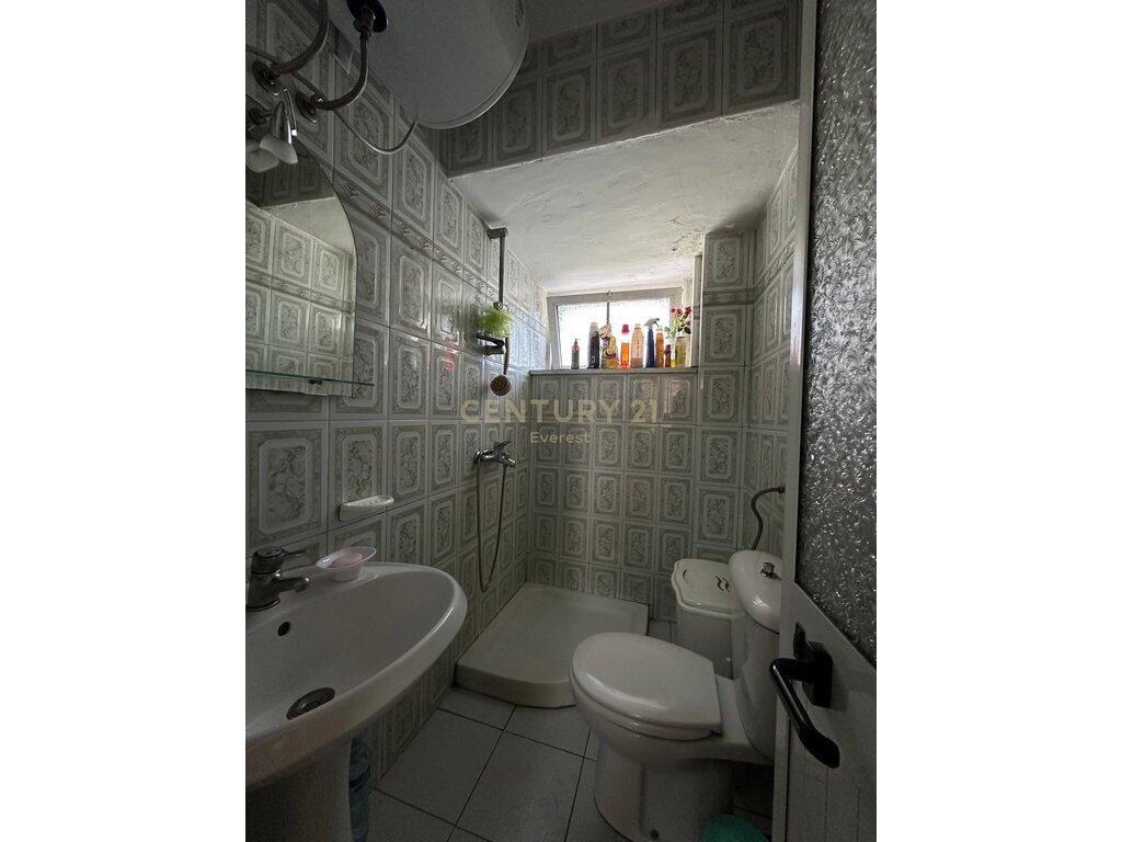 🏡 Apartment 1+1 for Rent – Ferit Xhajko, Tirana