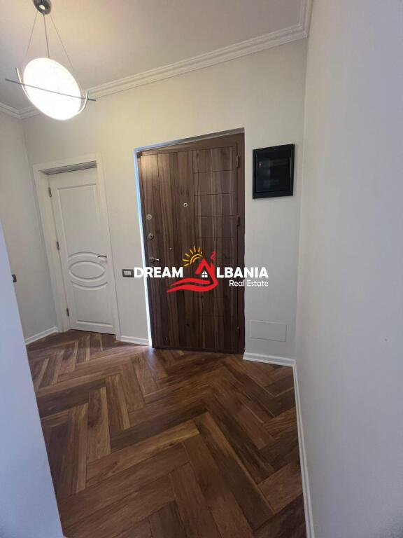 Super 1+1 apartment for sale on Kongresi i Manastirit street, near Oxhaku (ID 4119431)