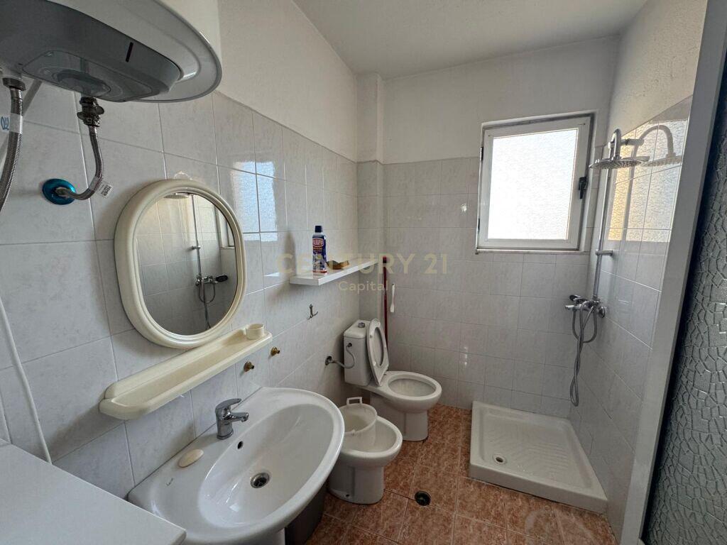 Apartment 1+1 For Rent in Komuna e Parisit