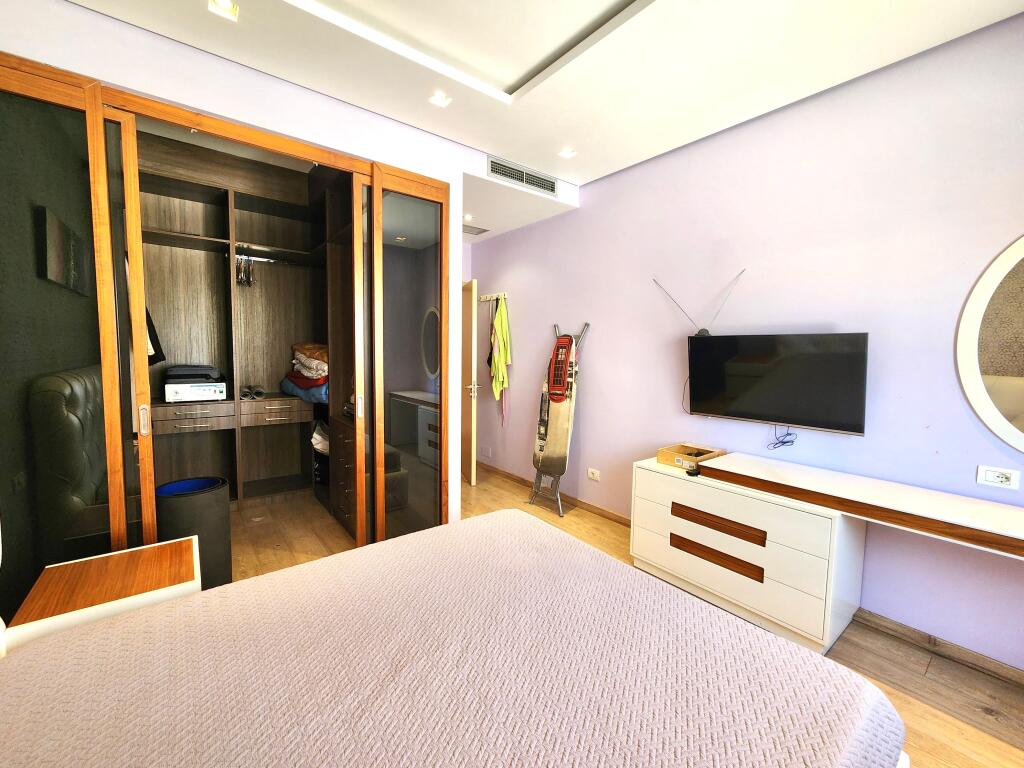 FOR RENT – ULTRA APARTMENT 3+1+2WC + WALK-IN CLOSET + 3 BALCONIES + PARKING SPACE