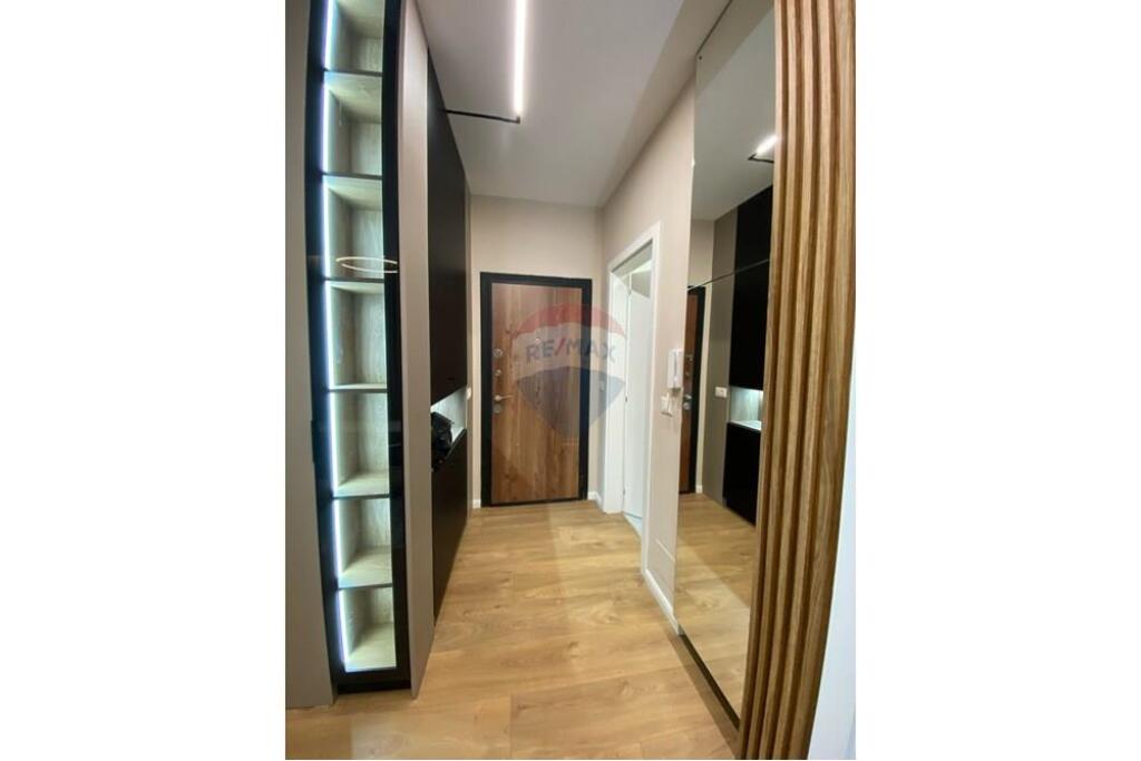 Jepet Apartament me Qera 1+1 Bulevardi Ri