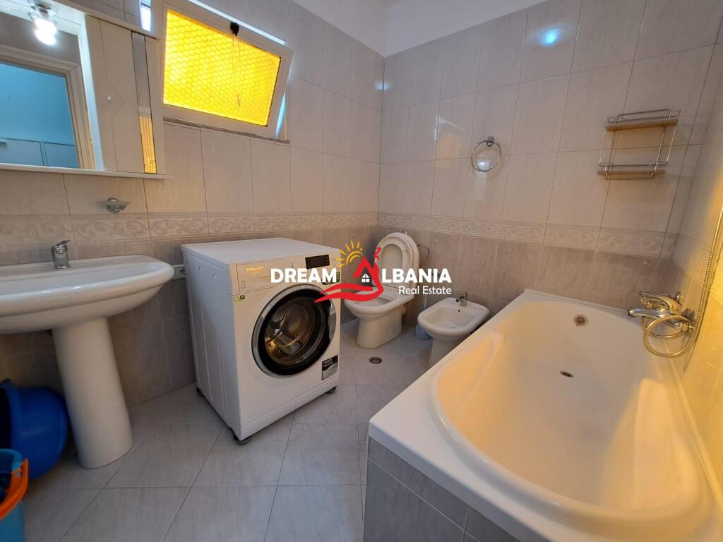 3+1 apartment for rent in the Commune of Paris near Abi Bank in Tirana (ID  4231379)

