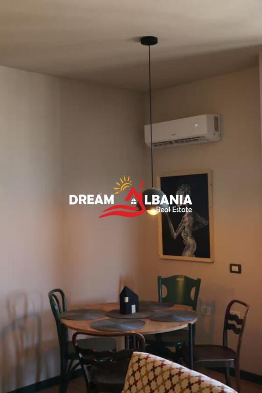 Jepet me qera apartament 2+1 ne Bulevardin Zogu i Pare prane Shkencave te Natyres (ID 42215324)