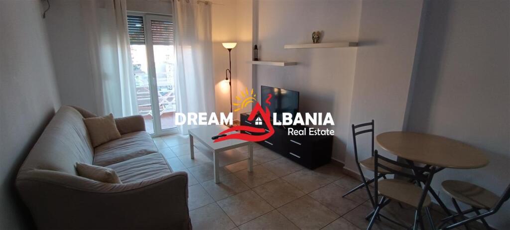 Affittasi appartamento 1+1 presso Mozaiku di Tirana(ID 42111321)