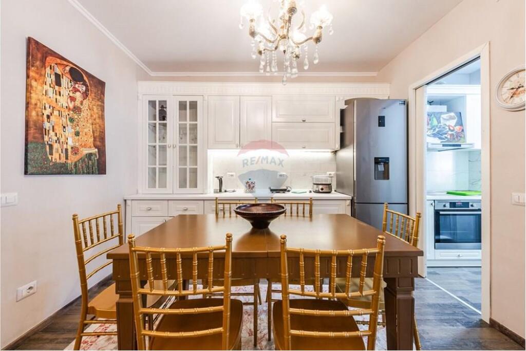 For rent, modern 2+1+2 apartment at Dry Lake. ID: 530391026-8