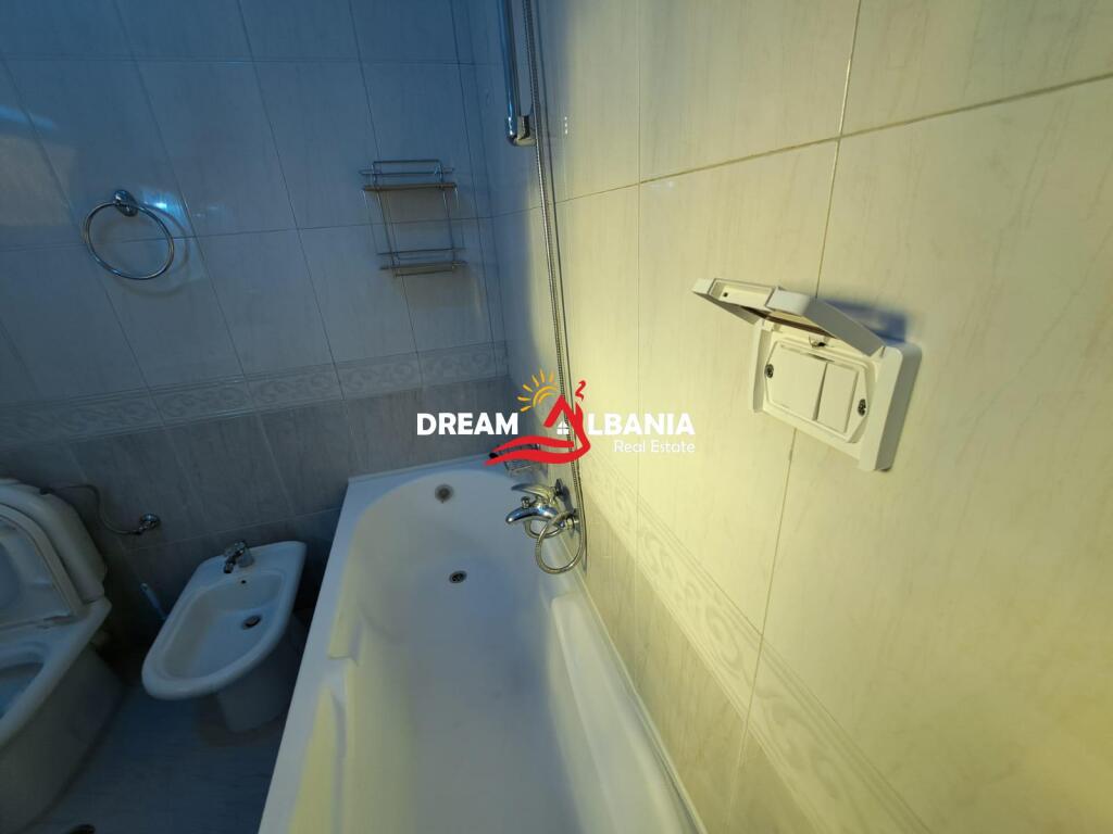 3+1 apartment for rent in the Commune of Paris near Abi Bank in Tirana (ID  4231379)
