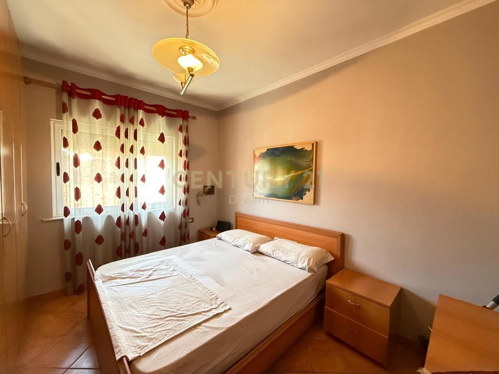 Apartment 3+1+2 for Sale – Near Former Durrës Restaurant