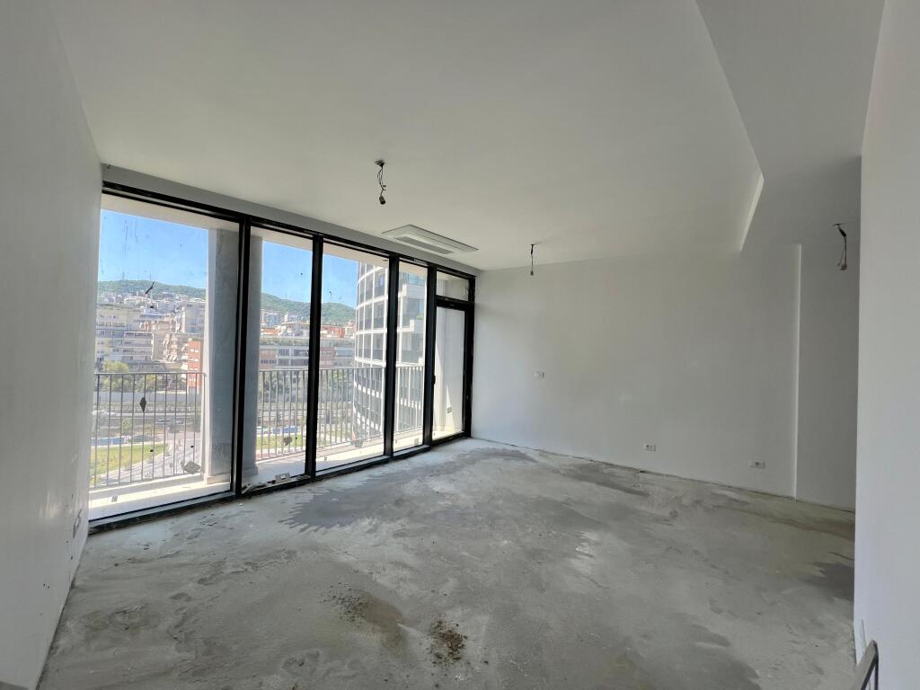 Apartment for sale 2+1+2 bathrooms +Garage, "Lake View Residence" Tirana.