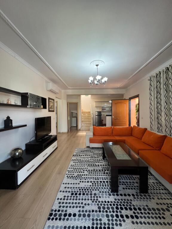 duplex for rent +2 parking spaces ali dem