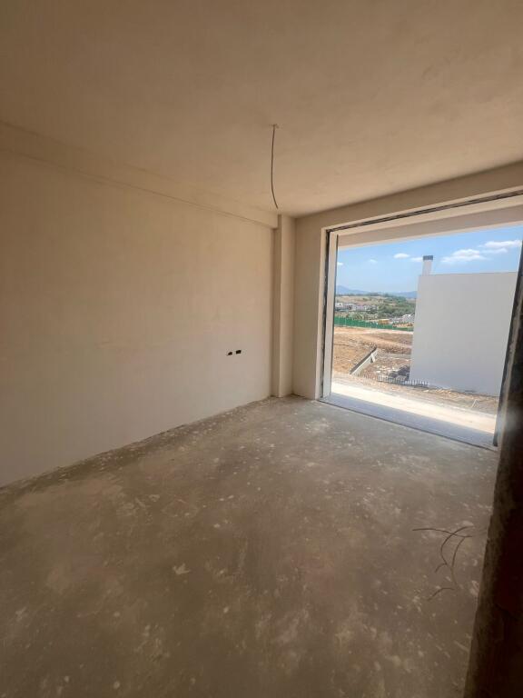 SHITET APARTAMENT 1+1 ME POST PARKIMI TE TULIPAN REZIDENCE
