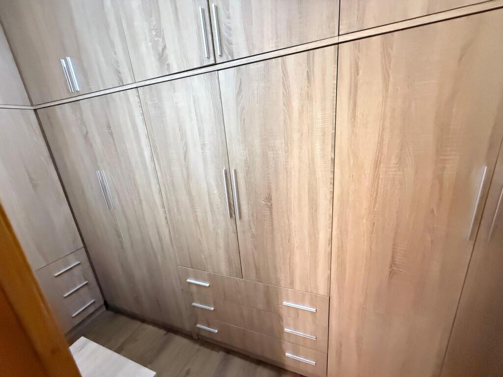 📢 For Rent – Apartment 2+1, Building with Arrow