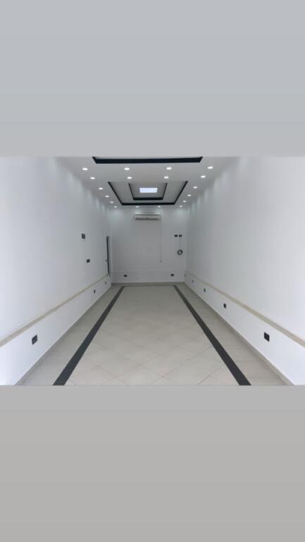 NEGOZIO IN AFFITTO 42 M2 VIA BARDHYL 700 EURO