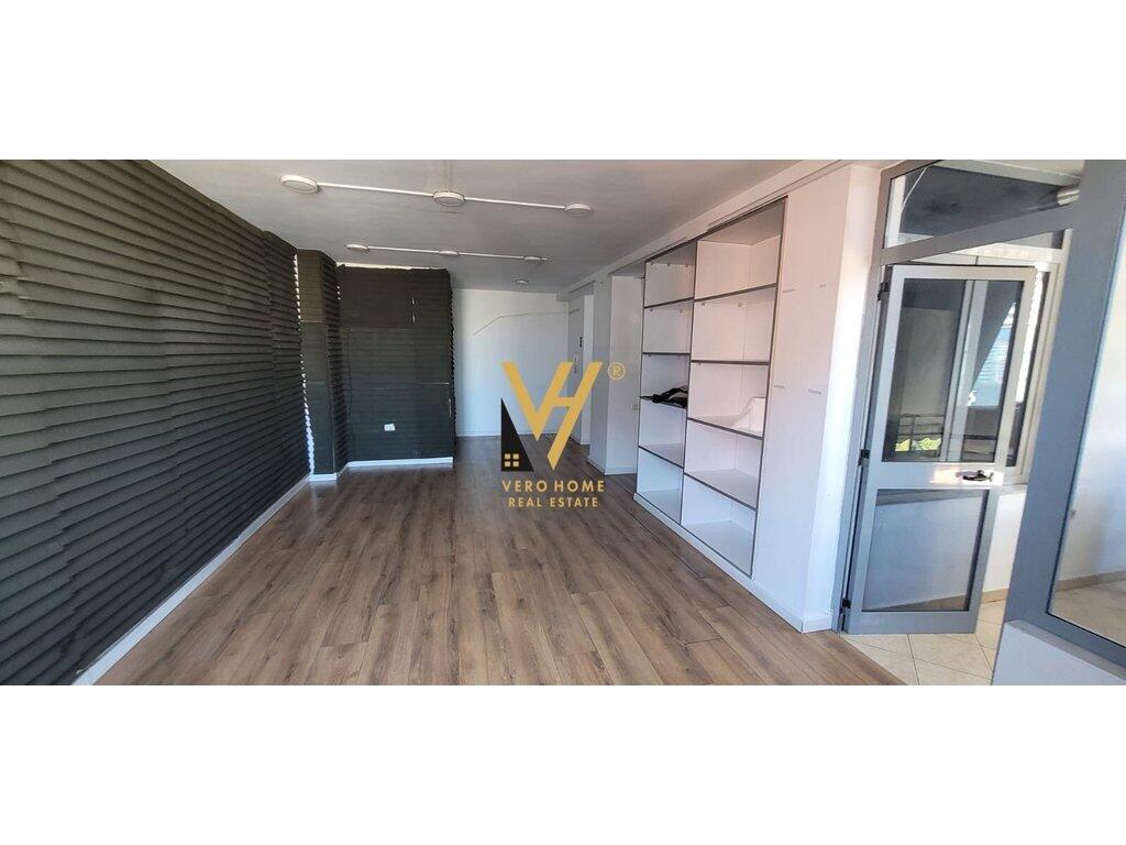 OFFICE 108 M2 FOR RENT NEAR THE PARLIAMENT, CENTER 1,100 EURO