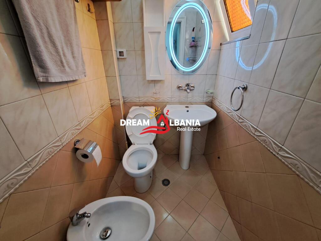 3+1 apartment for rent in the Commune of Paris near Abi Bank in Tirana (ID  4231379)
