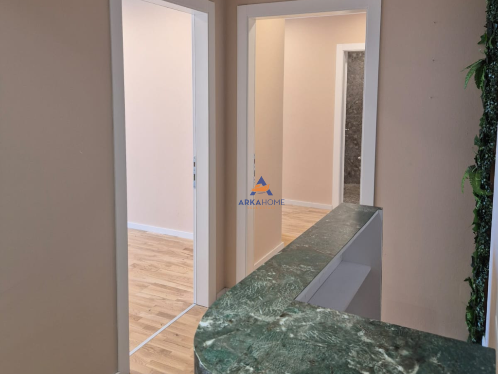 JEPET ZYRE ME QERA 127,5M2 TE "LAKEVIEW RESIDENCE" 2200EURO ( POST PARKIMI I PERFSHIRE).