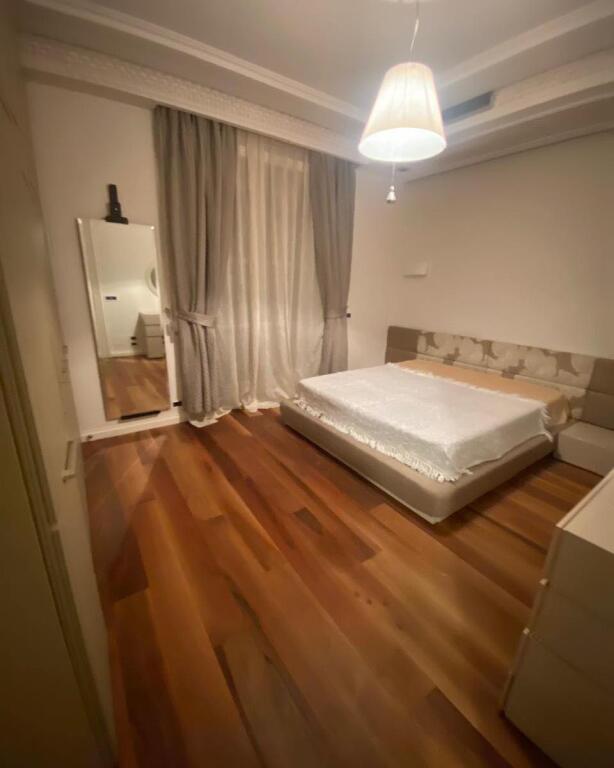 🏠 Qira super apart 1+1 te Shkolla e Kuqe
