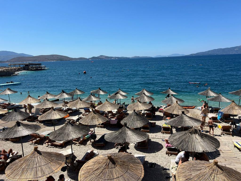 Apartment 1+1+ balcony for sale in Saranda!