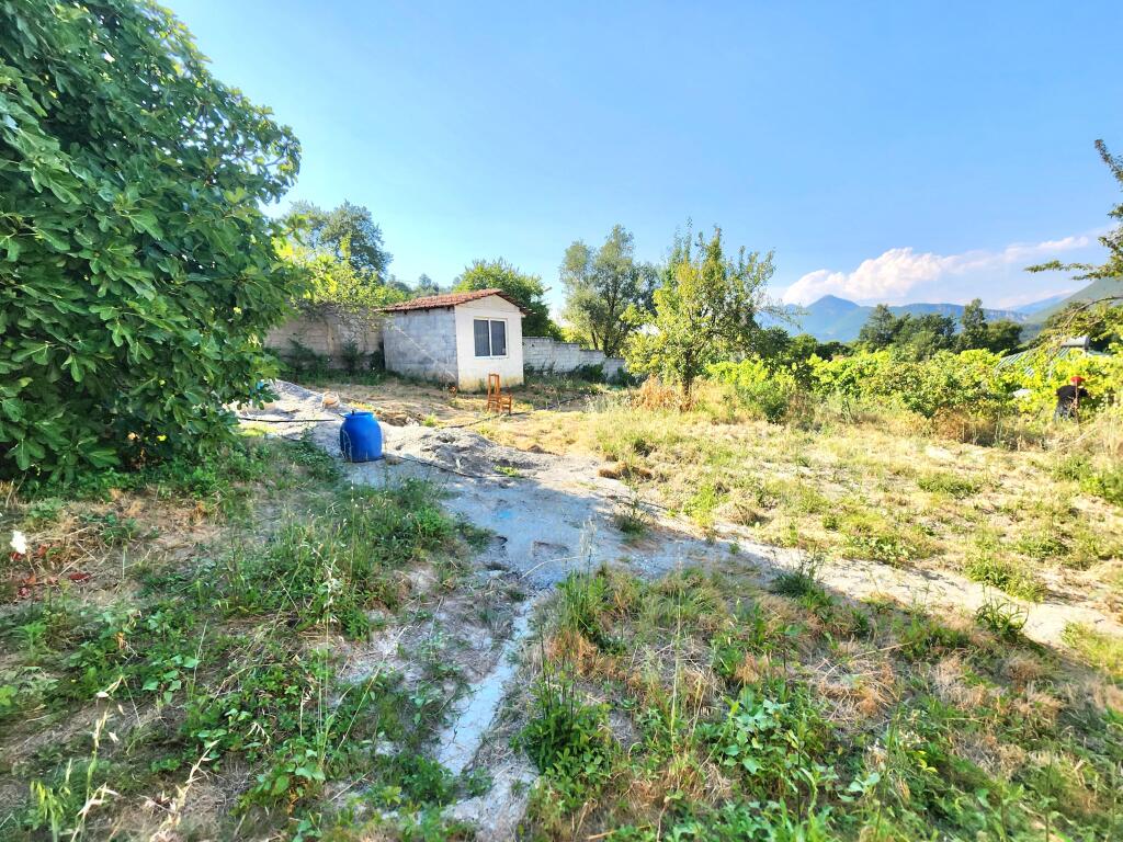 IN VENDITA: Casa 130 m² + TERRENO 2300 m² – 📍Kërrabë / Mushqeta – €210.000 🏕