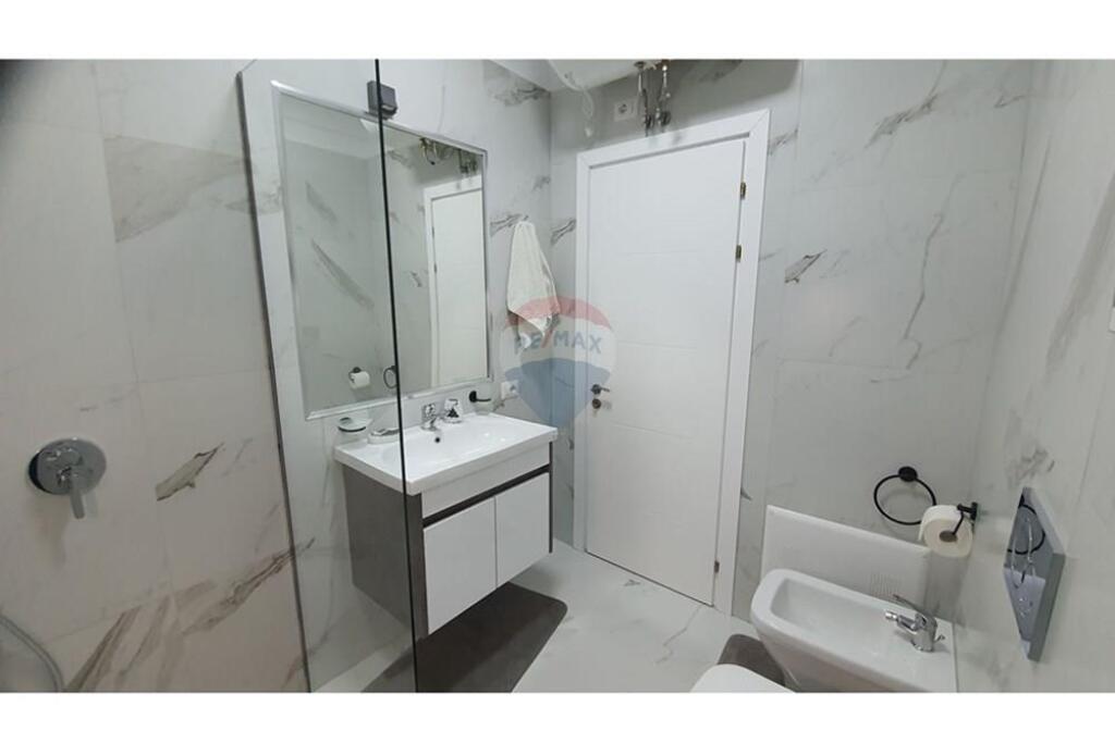 SHITET APARTAMENT 2+1+2 TEK RRUGA E ELBASANIT, ( ID:530391021-65)