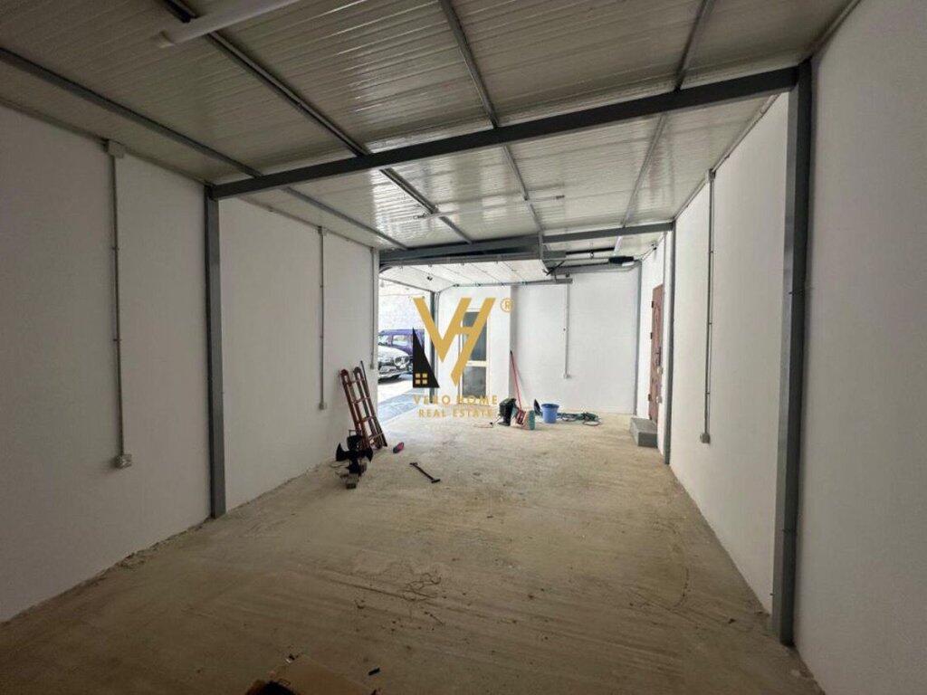 WAREHOUSE FOR RENT ON MUHAMET GJOLLESHA STREET 500 EURO