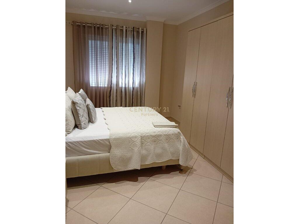 APPARTAMENTO 1+1 IN AFFITTO – VICINO A GLOBE, TIRANA