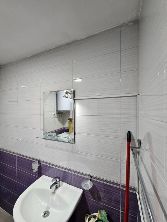 Jepet me Qira – Apartament 1+1 në Astir