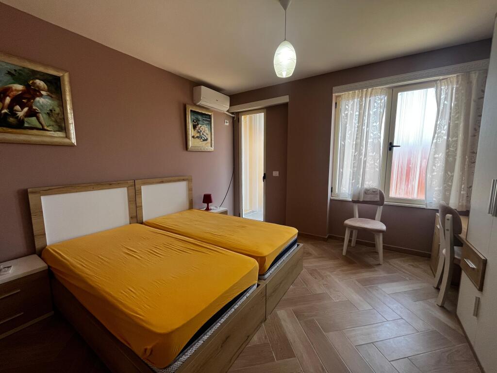 In affitto appartamento 2+1 vicino a Vila e Zogut - Durazzo