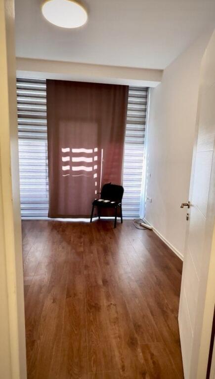 OFFICE FOR RENT 100 M2 PARIS COMMUNE 1000 EURO