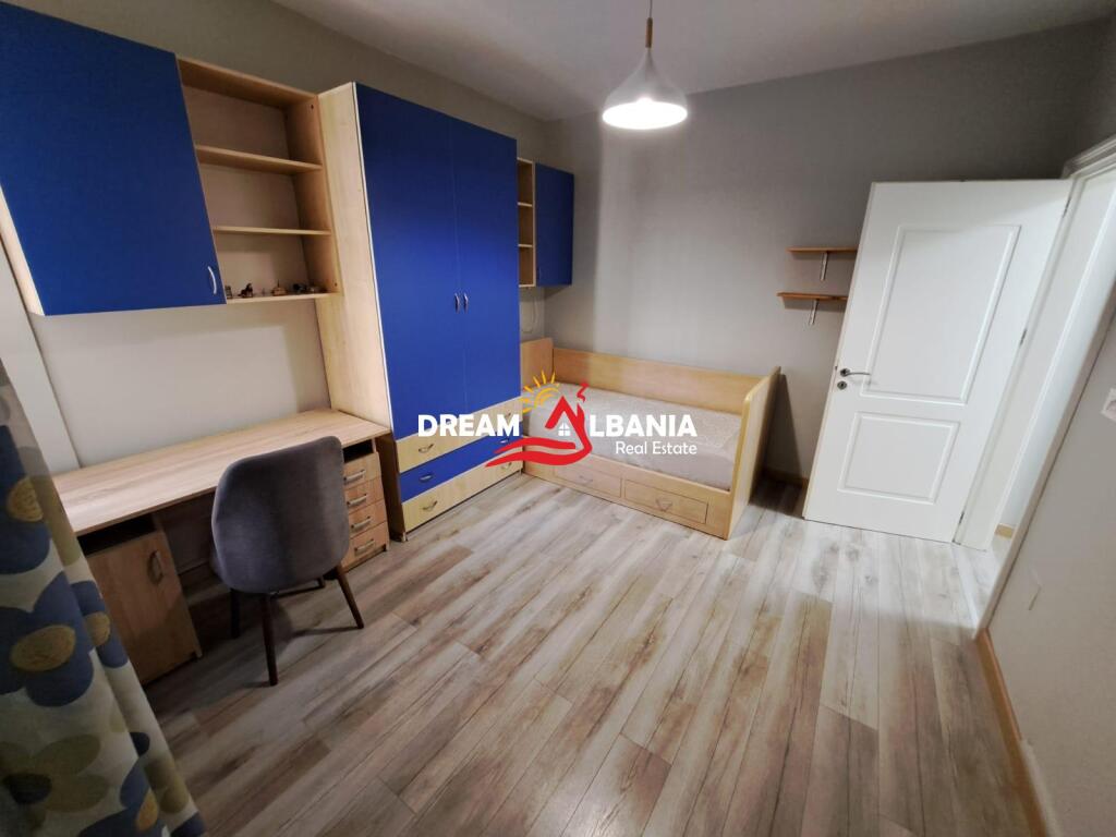3+1 apartment for rent in the Commune of Paris near Abi Bank in Tirana (ID  4231379)
