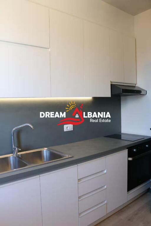 Jepet me qera apartament 2+1 ne Bulevardin Zogu i Pare prane Shkencave te Natyres (ID 42215324)