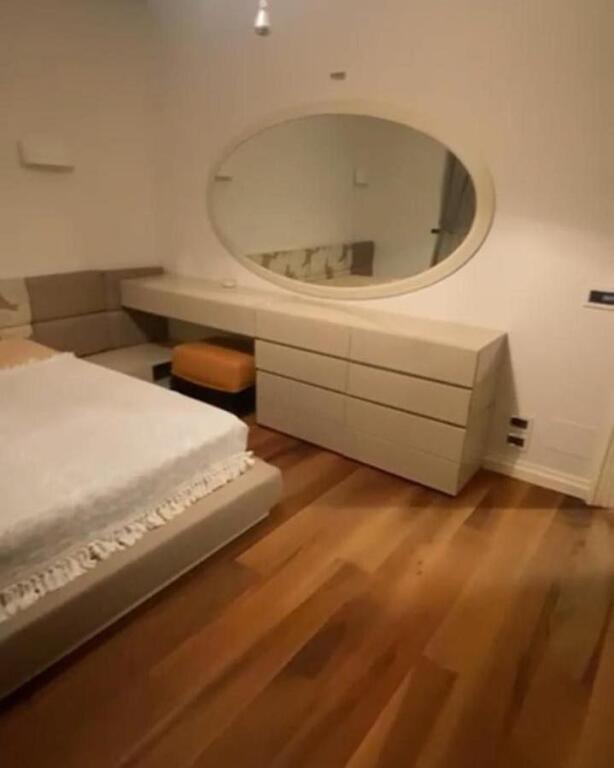 🏠 Qira super apart 1+1 te Shkolla e Kuqe