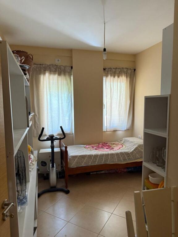 APPARTAMENTO IN AFFITTO 2+1 COMUNE DI PARIGI 700 EURO