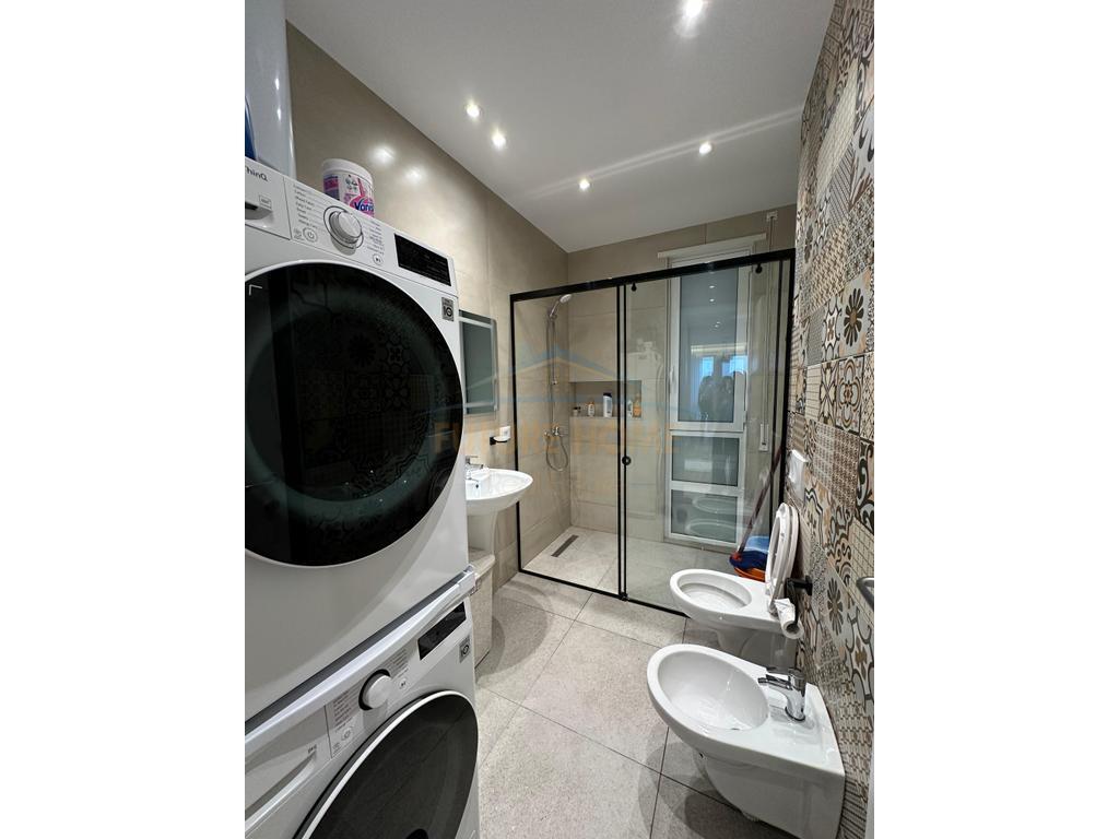 Apartment 2+1+Yard for Sale, Lalzi Bay
