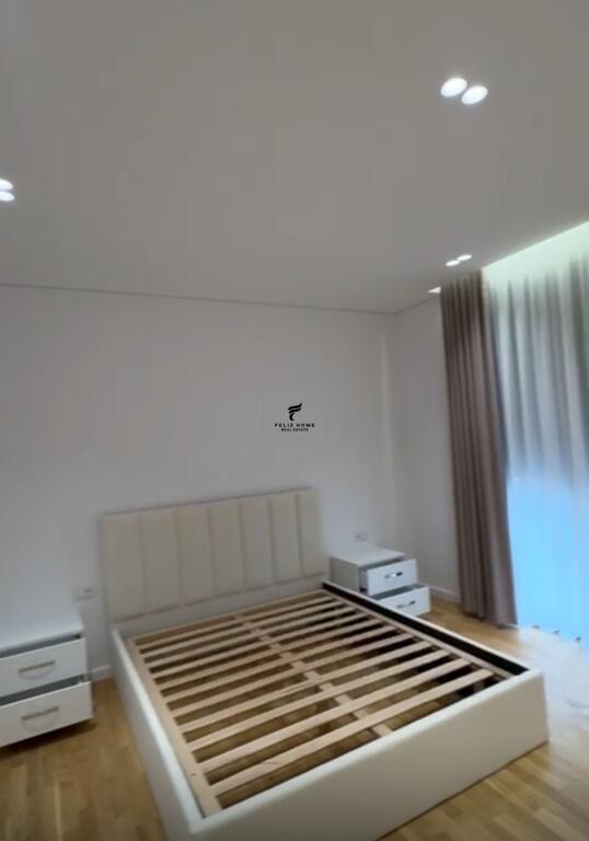 VILLA FOR RENT 600 M2 TEG 4000 EUR