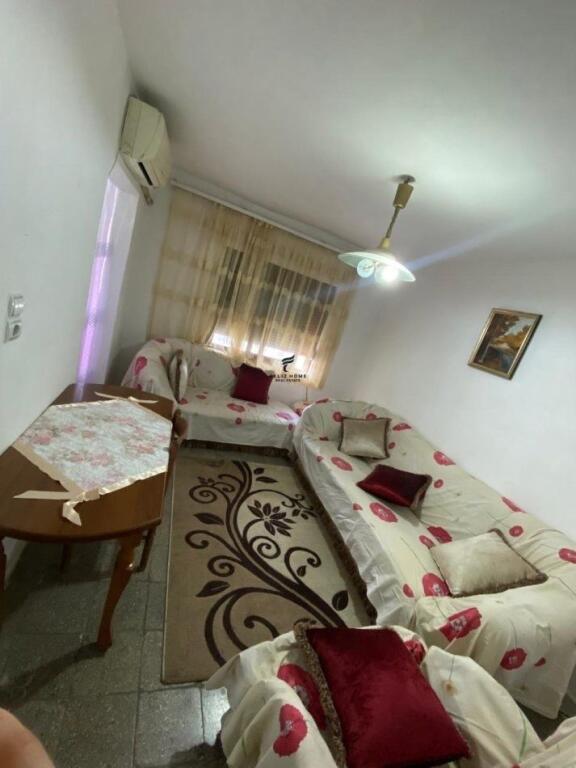APARTMENT FOR RENT 1+1 UNITED SCHOOL 390 EURO