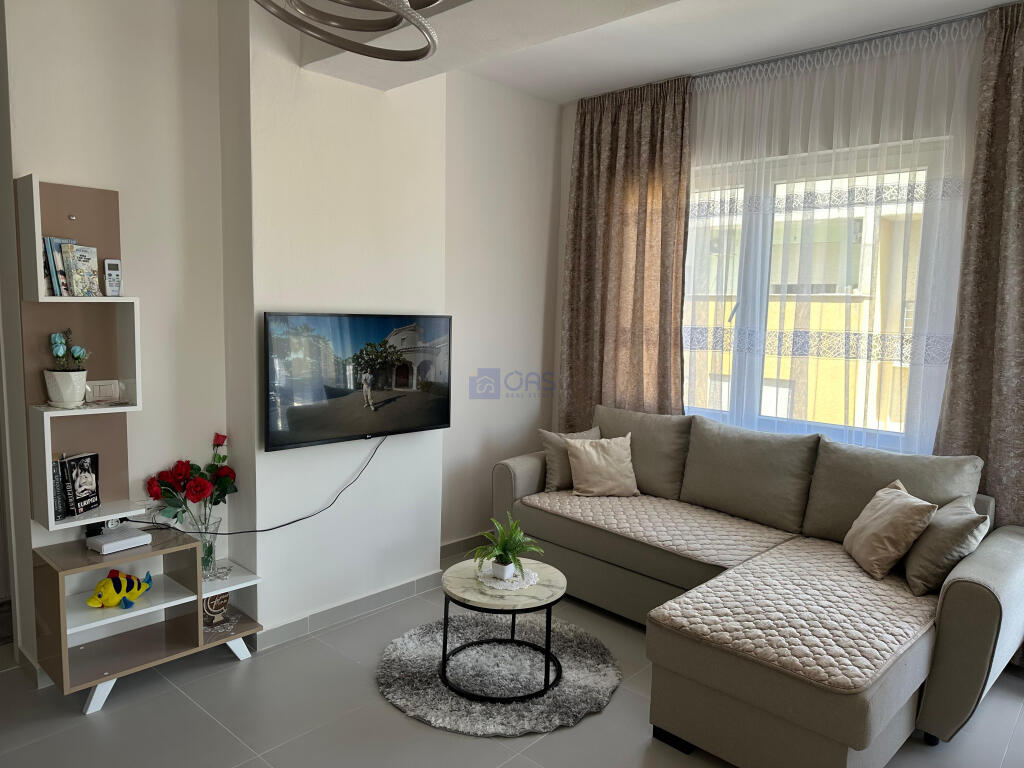 Jepet me qera apartament 1+1 ne Golem(Perball Epidam)