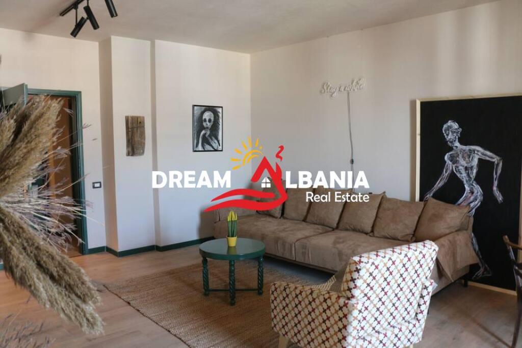 Jepet me qera apartament 2+1 ne Bulevardin Zogu i Pare prane Shkencave te Natyres (ID 42215324)