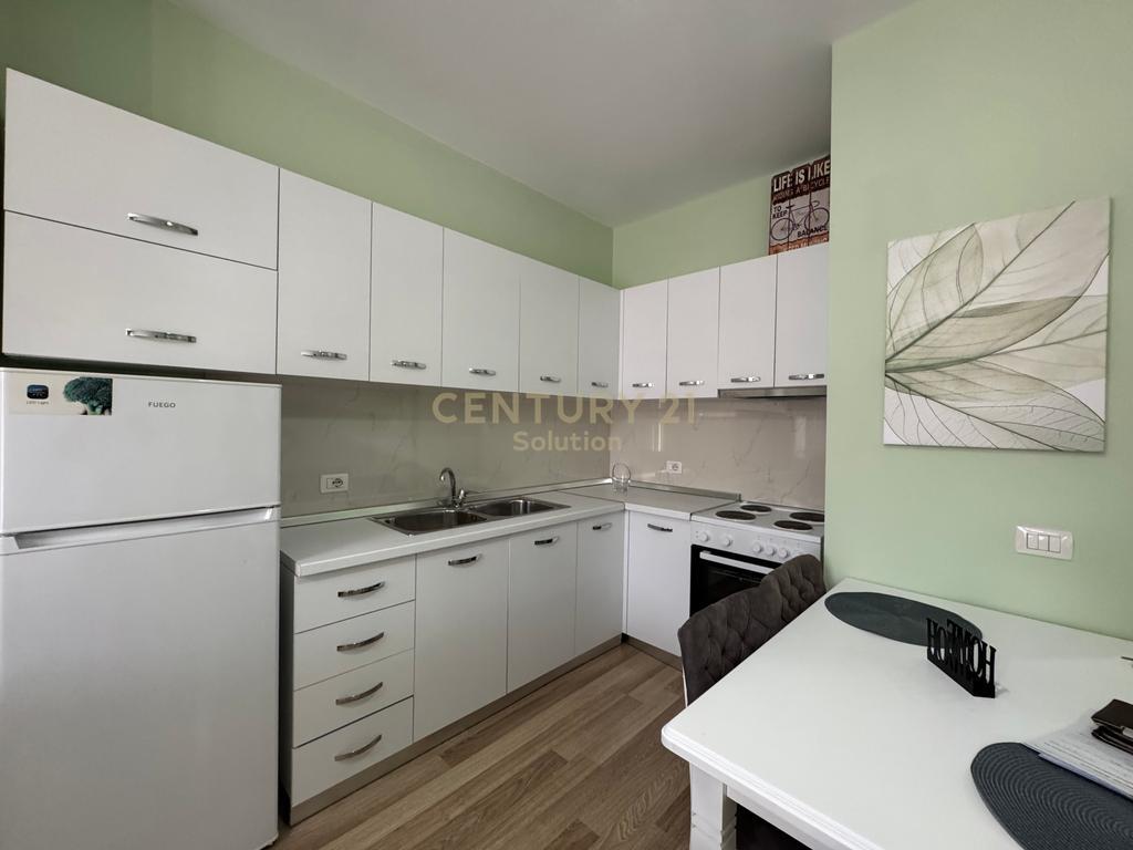 PRANE TOPTANIT, APARTAMENT 1+1 PER QIRA