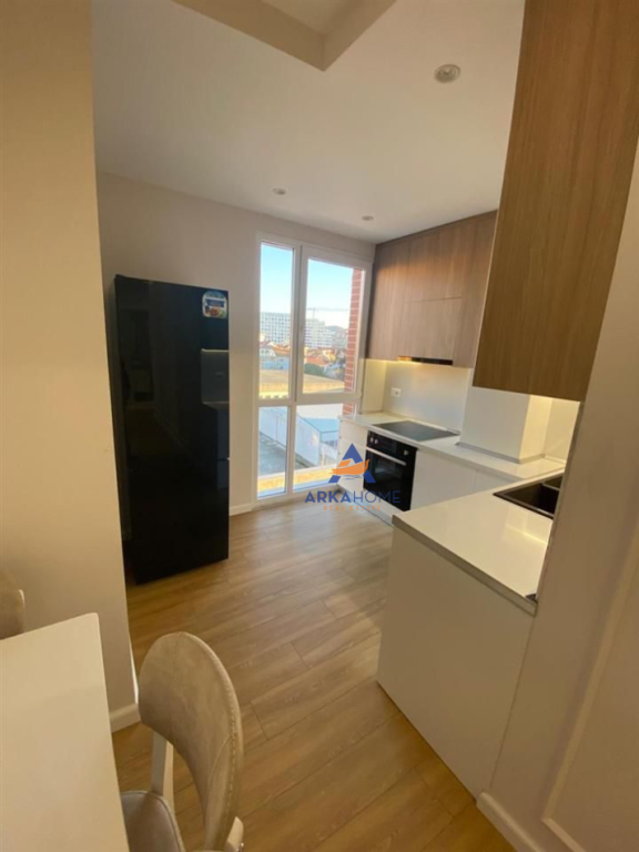 AFFITTASI APPARTAMENTO 1+1+BALCONE "ALLA PIAZZA DELL'AVIAZIONE" 550 EURO.