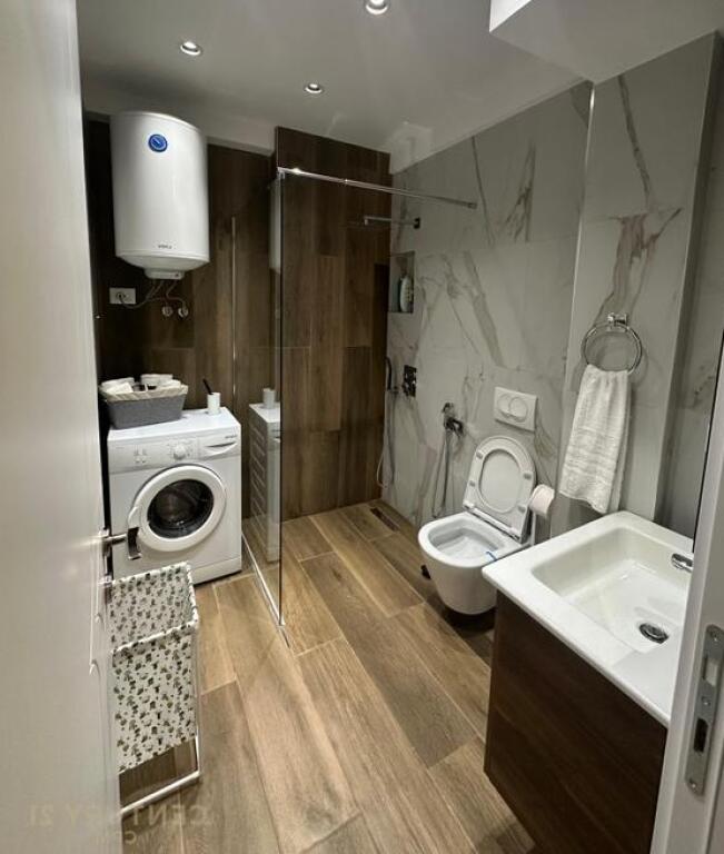 Appartamento 1+1 in Affitto in Via Durazzo, vicino al Ministero dell'Istruzione 650 € /Mese