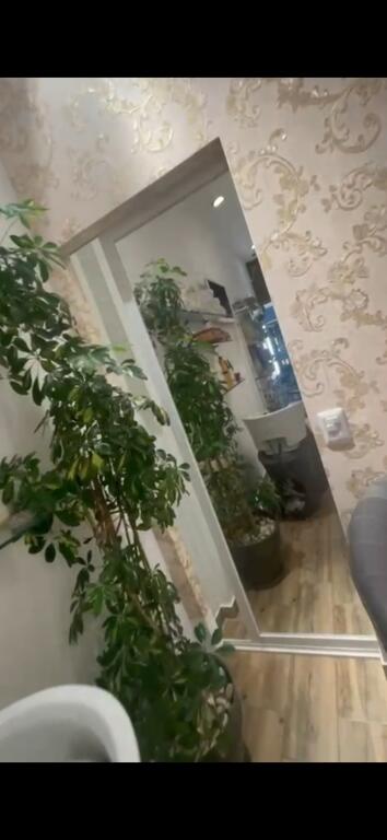 Shop for rent in Astir 600 eu hairdresser