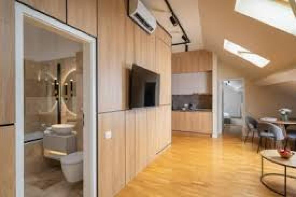 Appartamento in Affitto 1+1 presso l'ex Ristorante Durresi (ID B2101181) Tirana.